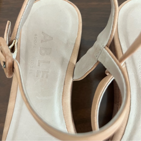 ABLE Larissa Leather Platform Sandals Vachetta Beige w Buckle Strappy Shoes Sz 6 - Picture 4 of 9